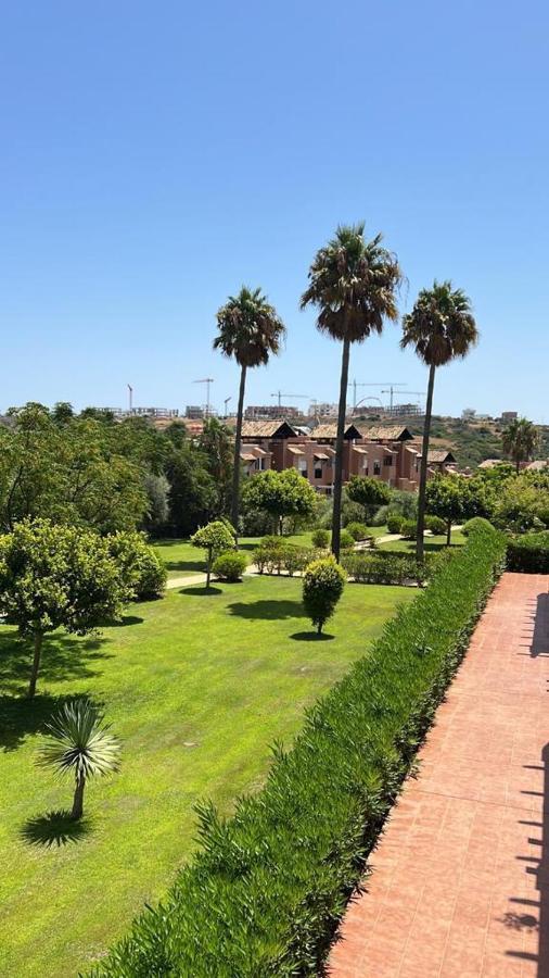 Del Sol Apartment *
